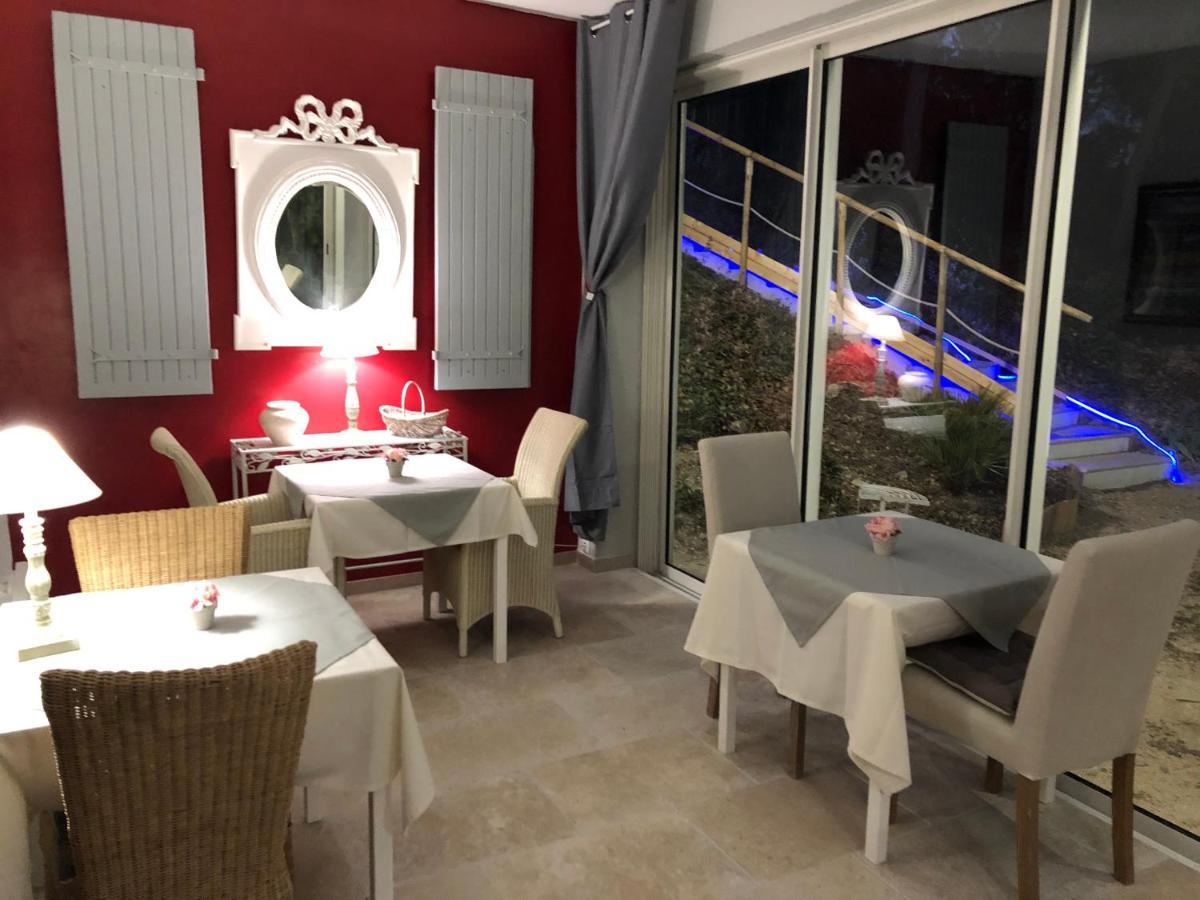 Hotel Le Mas D'Helene Crestet Buitenkant foto