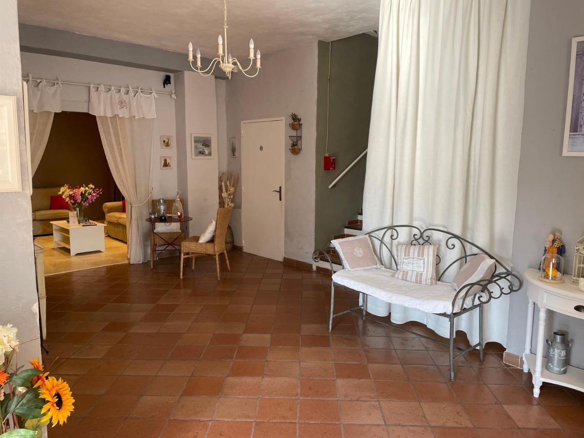 Hotel Le Mas D'Helene Crestet Buitenkant foto